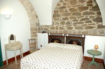 CASA PETRALIA