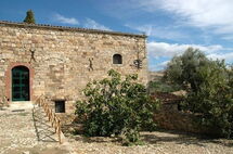 CASA PETRALIA