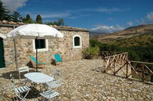 CASA PETRALIA