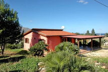 VILLA DEI MANDORLI