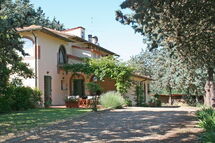 TRECENTO TRECENTO